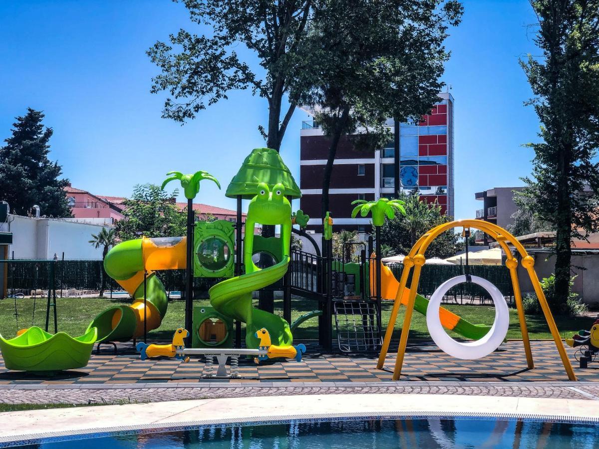 Flamingo Beach Hotel Slăntjev Brjag Exteriör bild