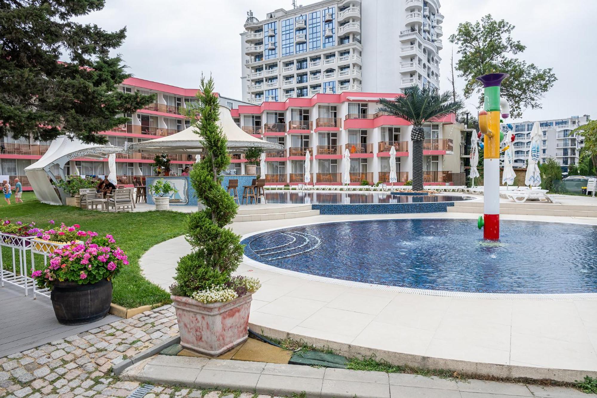 Flamingo Beach Hotel Slăntjev Brjag Exteriör bild
