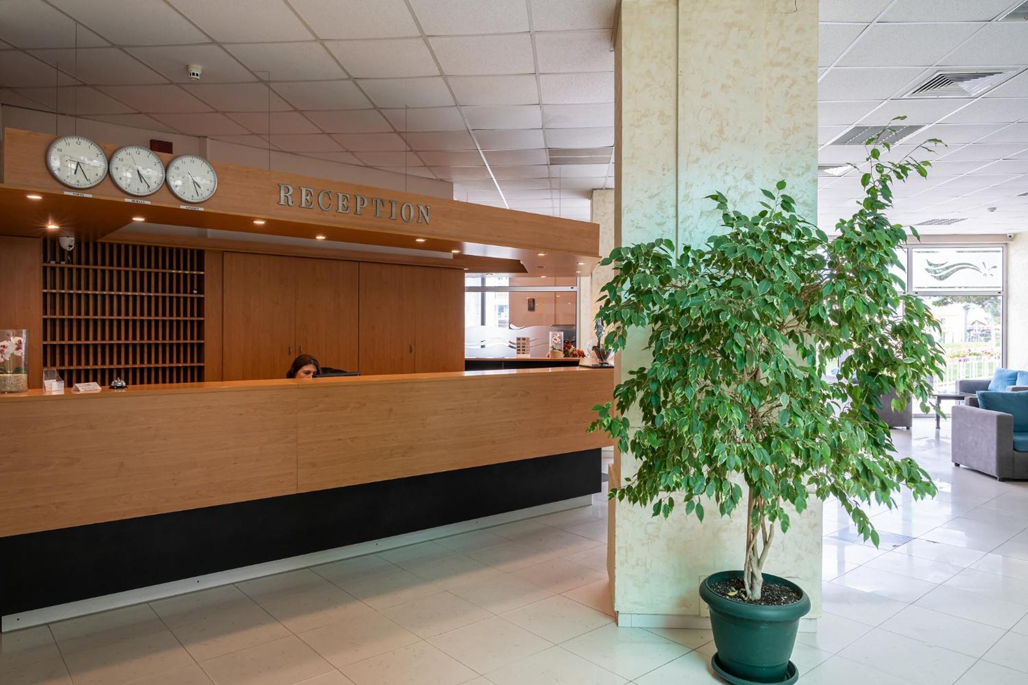 Flamingo Beach Hotel Slăntjev Brjag Exteriör bild