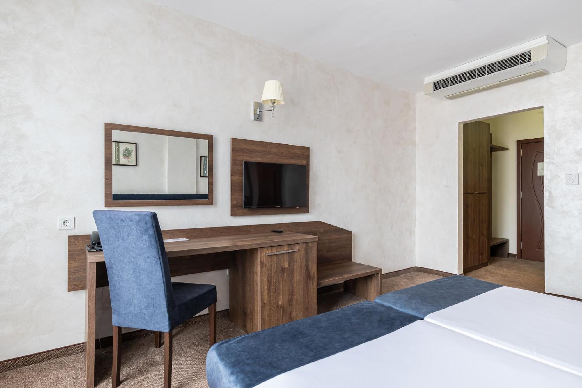 Flamingo Beach Hotel Slăntjev Brjag Exteriör bild
