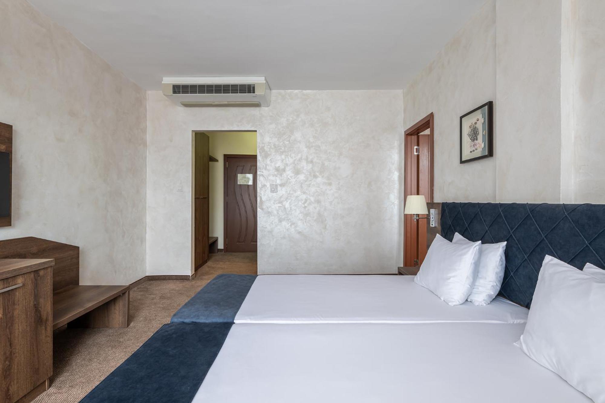 Flamingo Beach Hotel Slăntjev Brjag Exteriör bild